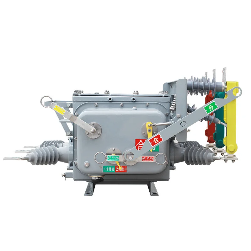 Tres-Phase Circuit Breakers